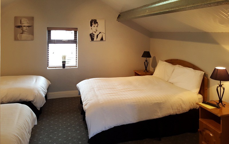 Family bedroom in Johnny B's B&B Guest accommodation, Ballybofey, Co. Donegal, Ireland